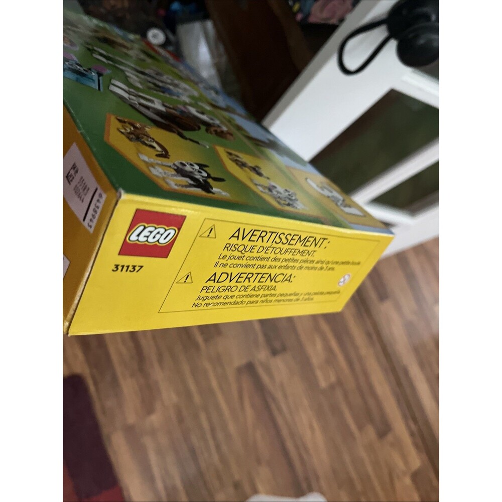Lego Set - 3 IN 1 Creator - Adorable Dogs - 475 Pieces - New - Sealed - Rare - Picture 4 of 5